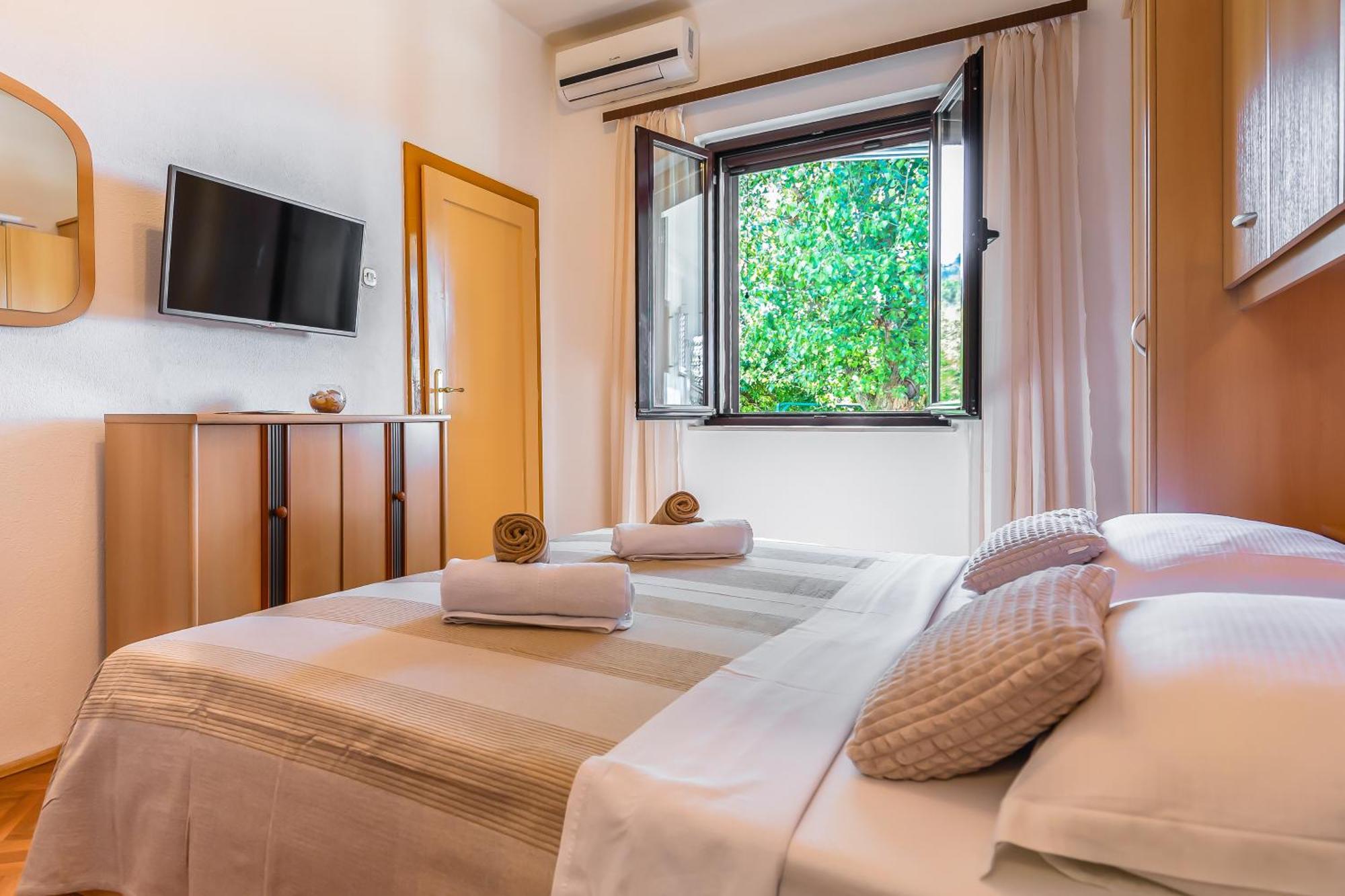 Apartmani Lovrenco Krvavica Dış mekan fotoğraf